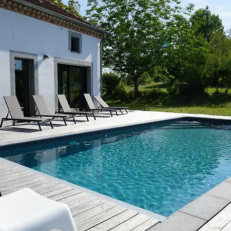 Entierement Renovee Avec Piscine
