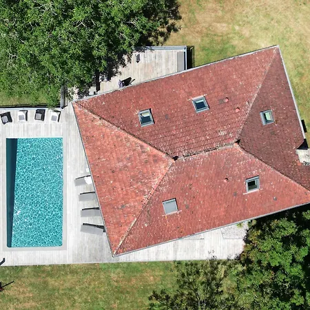 Σπίτι διακοπών Entierement Renovee Avec Piscine *