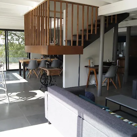 Entierement Renovee Avec Piscine